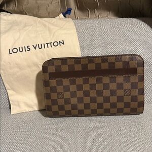 Louis Vuitton Damier Ebene Saint Louis Wristlet Authentic Brown, Unisex